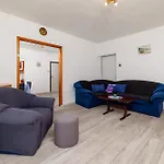 Apartment Tus A2 Crikvenica