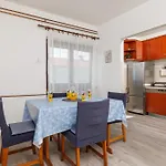 Apartment Tus A2 *