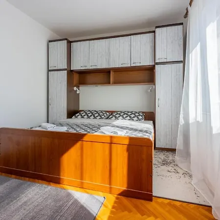 Tus A2 * Crikvenica