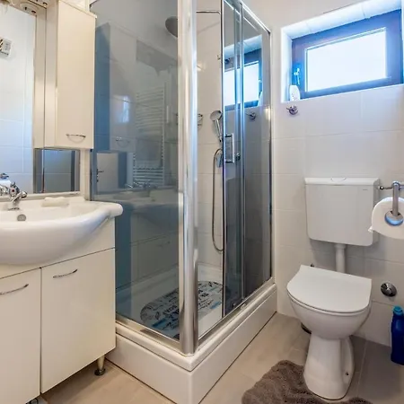 Tus A2 Apartment *