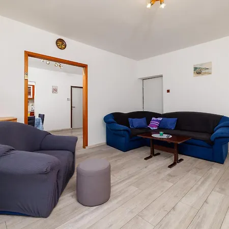 Apartment Tus A2 Crikvenica