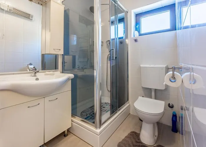 Tus A2 Apartament *