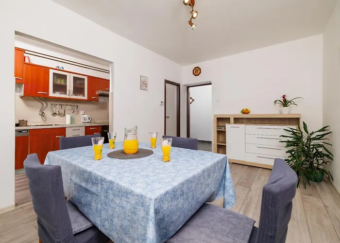 Tus A2 * Crikvenica
